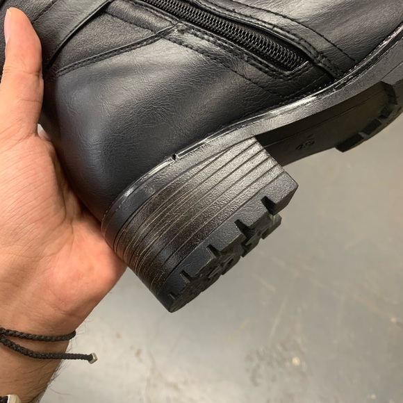 Faux Fur Lined Winter Boots in Black Faux Leather - Picture 11 of 14